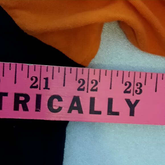 Cincinnati Bengals Big B Front Graphic with LACES Soft Cotton Long Sleeve Tee - Picture 8 of 9